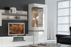 Шкаф с витриной 3D/TYP 01L, LINATE ,цвет белый/сонома трюфель в Новом Уренгое - novyy-urengoy.mebel-74.com | фото